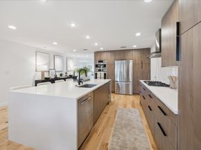 2411 Stonecrest Drive, Houston TX 77018