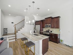 4402 Mckinley Street B, Houston TX 77051