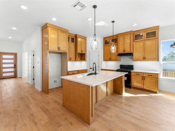 2503 Hazyknoll Lane, Houston TX 77067