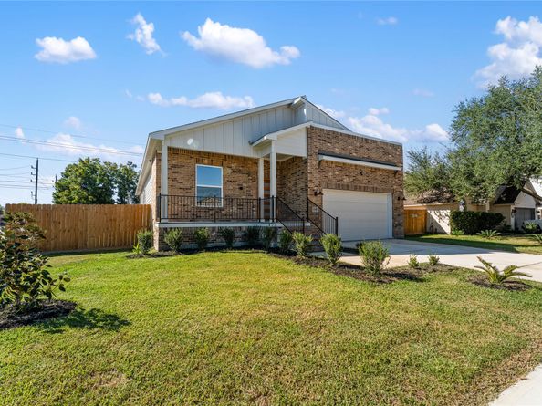 2503 Hazyknoll Lane, Houston TX 77067