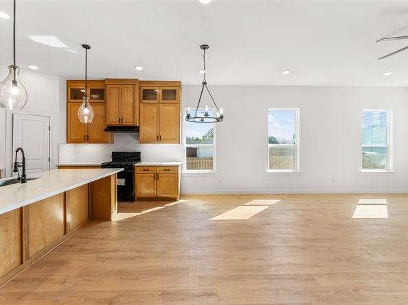 2503 Hazyknoll Lane, Houston TX 77067