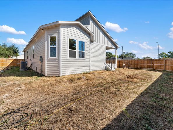 2503 Hazyknoll Lane, Houston TX 77067