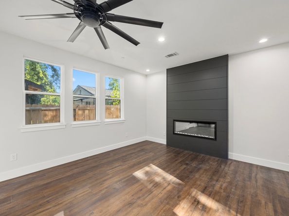 4611 Dewberry Street, Houston TX 77021