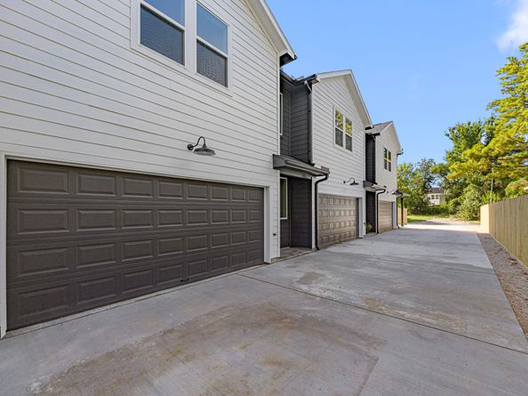 4611 Dewberry Street, Houston TX 77021