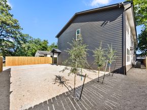 4611 Dewberry Street, Houston TX 77021