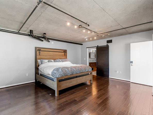 2000 Bagby St Street 13430, Houston TX 77002