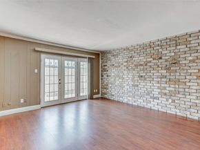 13060 Trail Hollow Drive 3060, Houston TX 77079