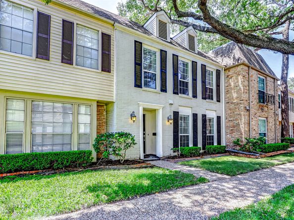 13060 Trail Hollow Drive 3060, Houston TX 77079