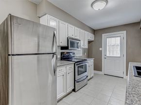13060 Trail Hollow Drive 3060, Houston TX 77079