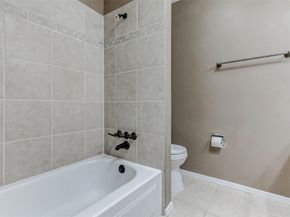 13060 Trail Hollow Drive 3060, Houston TX 77079