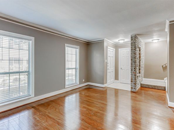 13060 Trail Hollow Drive 3060, Houston TX 77079