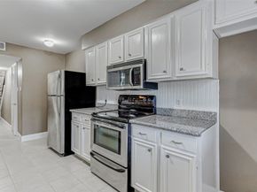 13060 Trail Hollow Drive 3060, Houston TX 77079