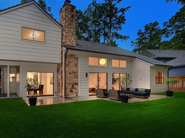 9 Paintedcup Court, The Woodlands TX 77380