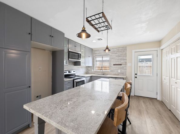9901 Sharpcrest Street F3, Houston TX 77036