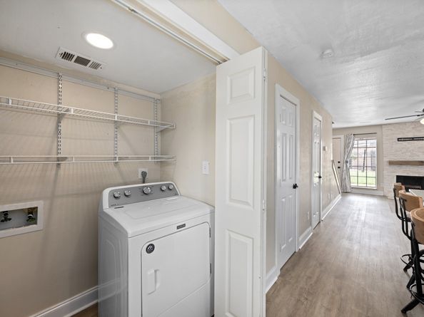 9901 Sharpcrest Street F3, Houston TX 77036