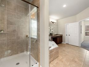 3811 Pearl Pass Lane Lane, Sugar Land TX 77479