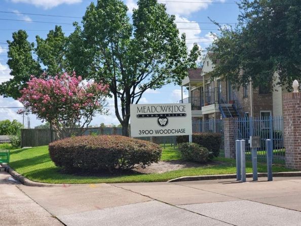 3900 Woodchase Drive 144, Houston TX 77042