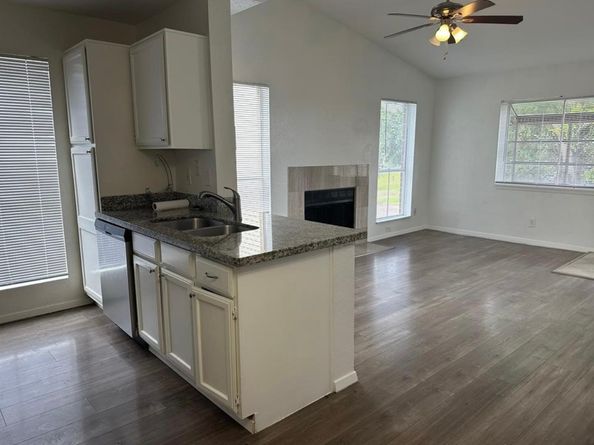 3900 Woodchase Drive 144, Houston TX 77042