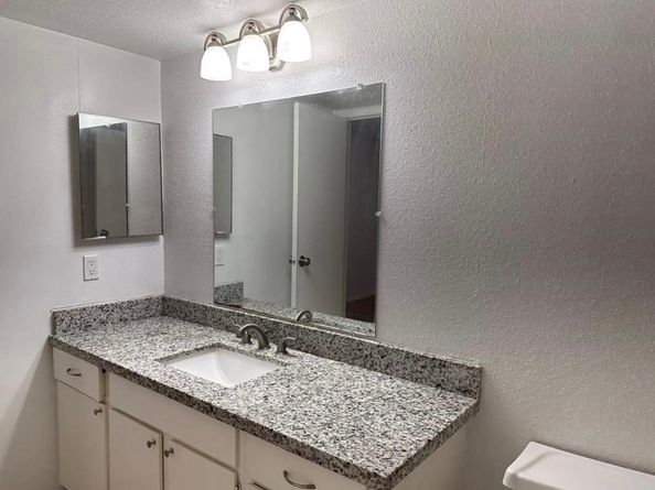 3900 Woodchase Drive 144, Houston TX 77042
