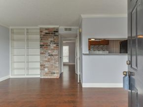 6402 Del Monte Drive 45, Houston TX 77057