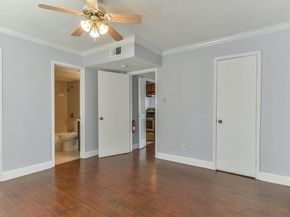 6402 Del Monte Drive 45, Houston TX 77057