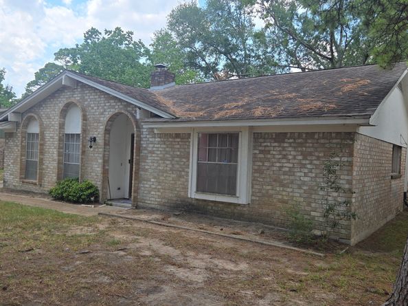 422 Skywood Drive, Houston TX 77090