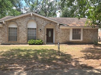 422 Skywood Drive