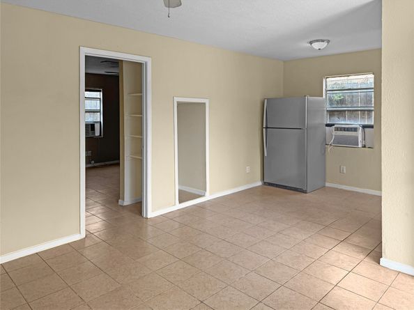 14033 Garber Lane, Houston TX 77015