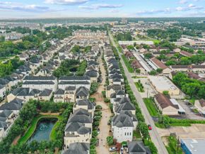 1753 Upland Lakes, Houston TX 77043