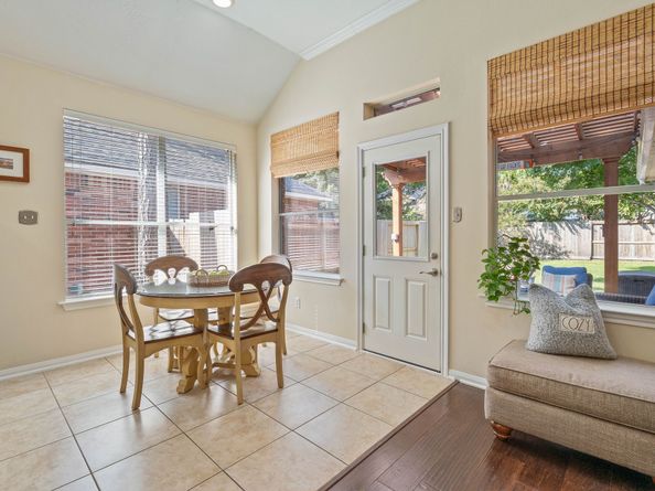 6 Sheltered Arbor Court, The Woodlands TX 77382