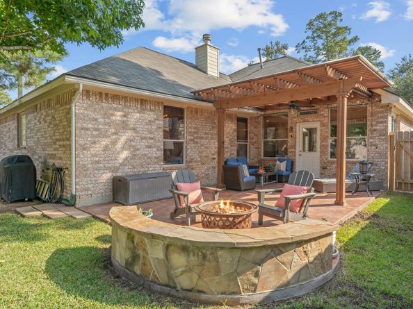 6 Sheltered Arbor Court, The Woodlands TX 77382