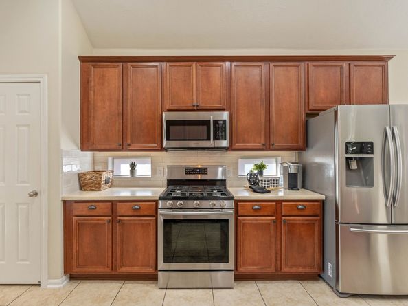 6 Sheltered Arbor Court, The Woodlands TX 77382