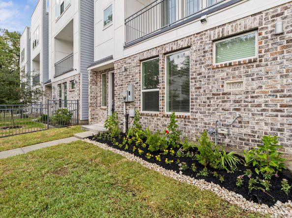 1509 Elgin Street, Houston TX 77004
