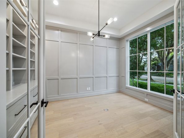 2244 North Boulevard, Houston TX 77098