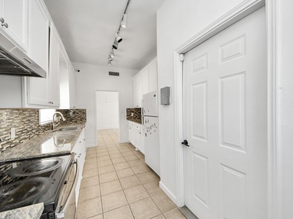 4112 Meyerwood Drive, Houston TX 77025