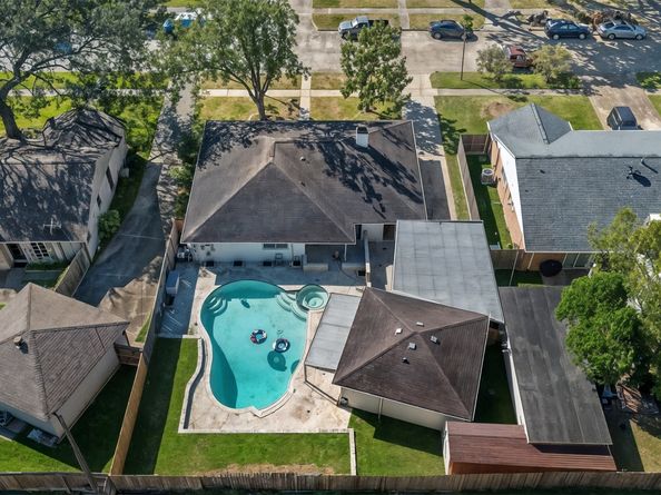 8902 Langdon Lane, Houston TX 77036