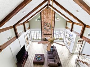 15715 Brookvilla Drive, Houston TX 77059