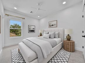 7014 Saint Augustine Street, Houston TX 77021