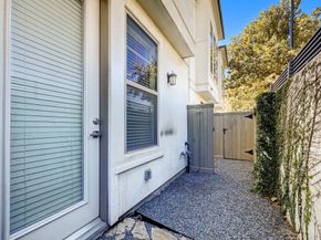 5429 Larkin St Street, Houston TX 77007