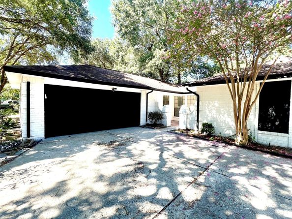 2719 Tinechester Drive, Houston TX 77339
