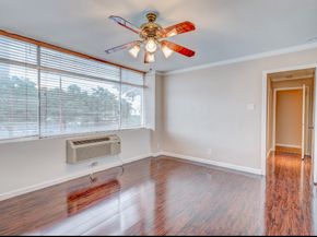 7520 Hornwood Drive 205, Houston TX 77036
