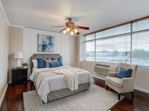 7520 Hornwood Drive 205, Houston TX 77036