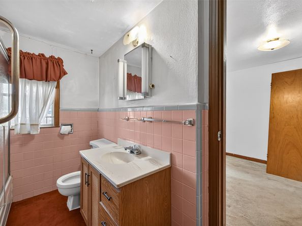 3317 Cavalcade Street, Houston TX 77026