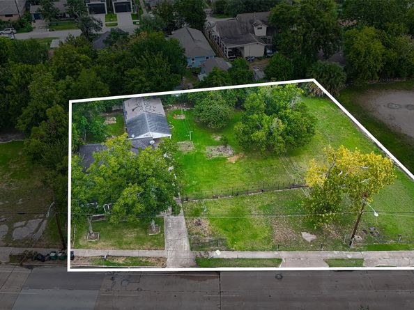 3317 Cavalcade Street, Houston TX 77026