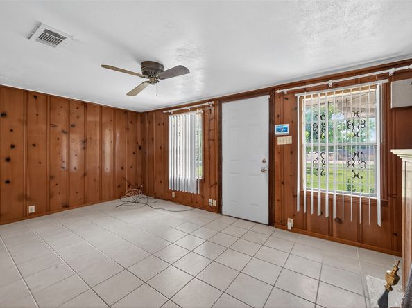 3317 Cavalcade Street, Houston TX 77026