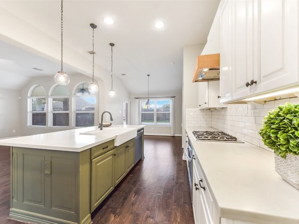 16718 Lake Limestone Lane, Houston TX 77044