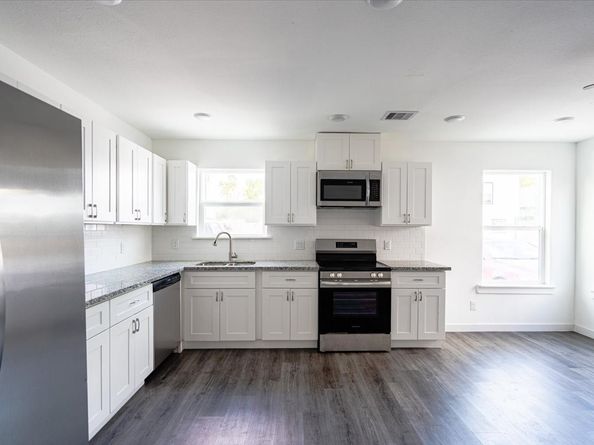 6305 Sandra Street A/B, Houston TX 77028