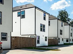 6305 Sandra Street A/B, Houston TX 77028