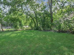 6830 New York Street, Houston TX 77021