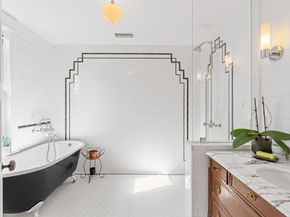 405 Pecore Street, Houston TX 77009